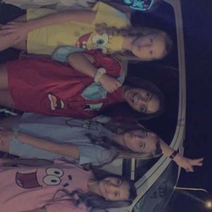 Meet your Posher, Destiny